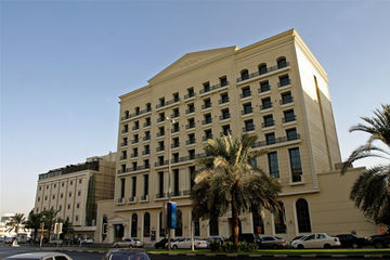 DXB ROY7hotel Exterior 1